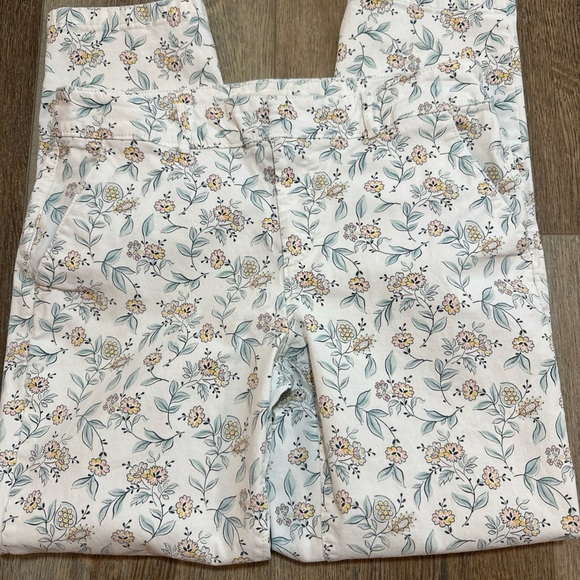 LOFT Cream Floral Straight Leg Jeans - Picture 2 of 9